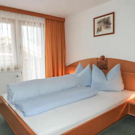 Bergfeld-2 By Interhome Appartement Spiss